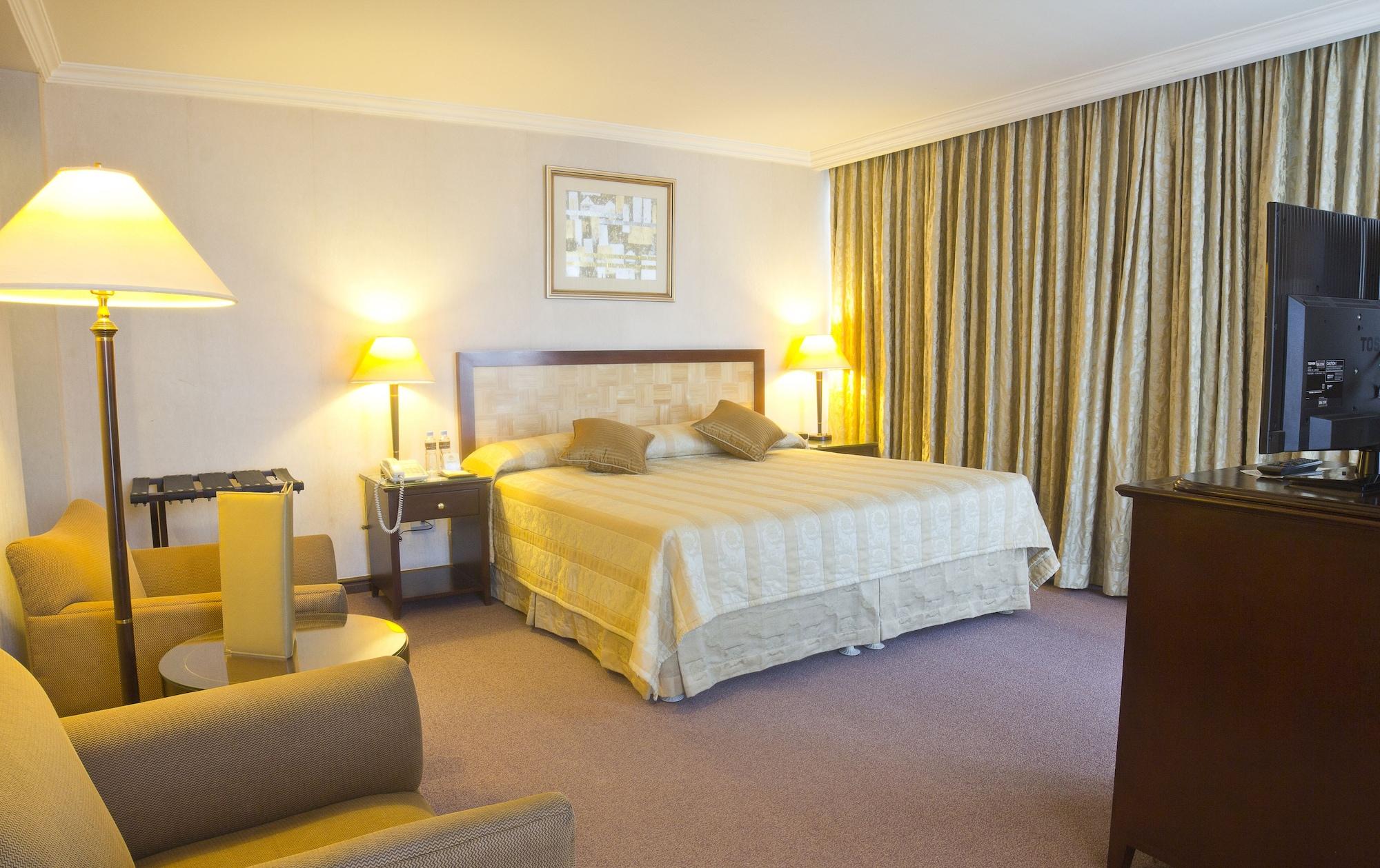 Herald Suites Solana Makati City Екстериор снимка