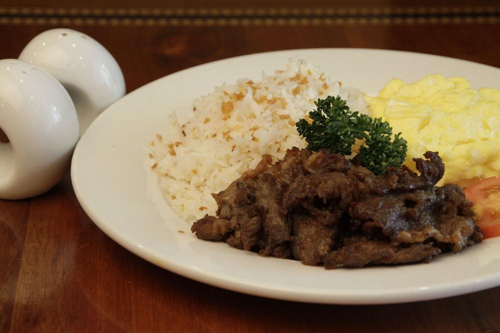 Herald Suites Solana Makati City Екстериор снимка